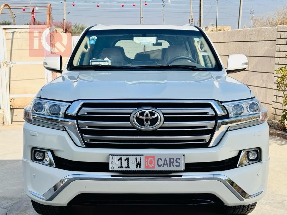 تويوتا لاندكروزر